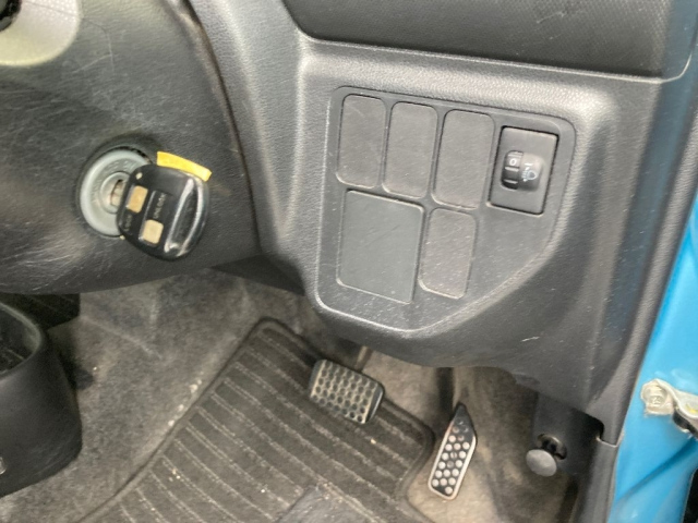 DAIHATSU ESSE 2009