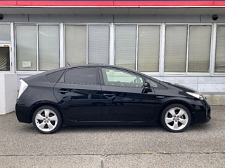 TOYOTA PRIUS 2014