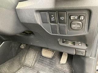 TOYOTA PRIUS 2014