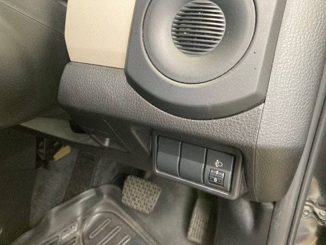 MAZDA VERISA 2013