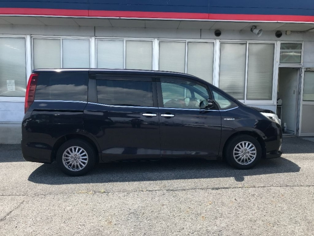 TOYOTA ESQUIRE 2015