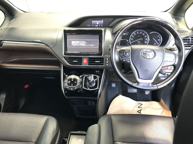 TOYOTA ESQUIRE 2015