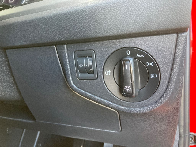 VOLKSWAGEN POLO 2018