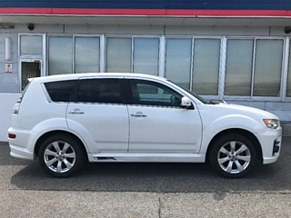 MITSUBISHI OUTLANDER 2010