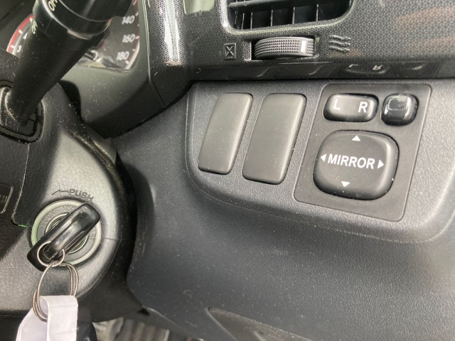 TOYOTA WISH 2008