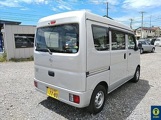 NISSAN CLIPPER VAN 2015