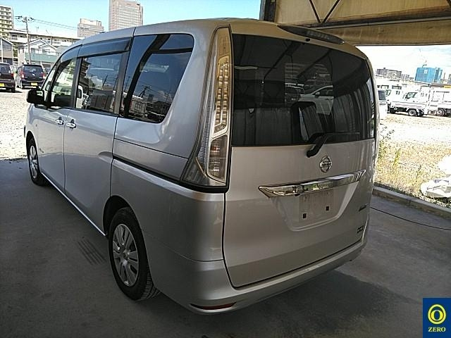 NISSAN SERENA 2012