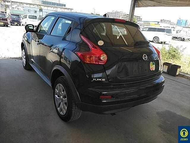 NISSAN JUKE 2010