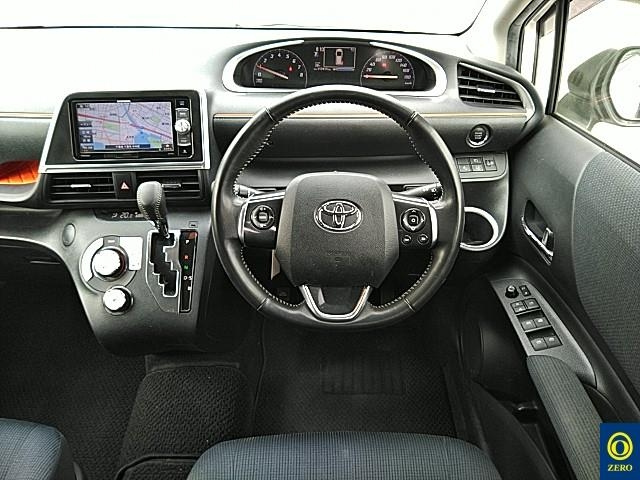 TOYOTA SIENTA 2018