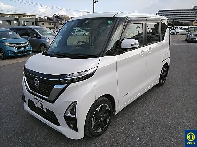 NISSAN ROOX 2020