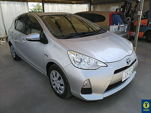 TOYOTA AQUA 2014