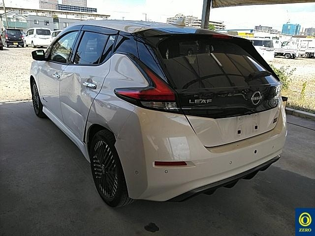 NISSAN LEAF 2023