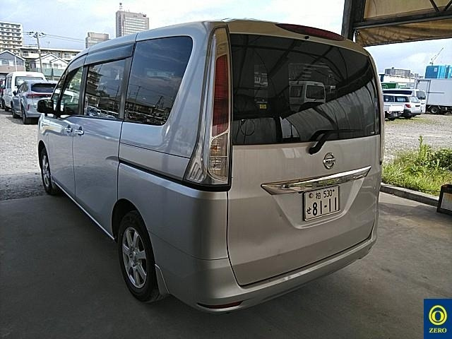NISSAN SERENA 2012