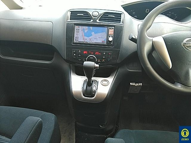 NISSAN SERENA 2012