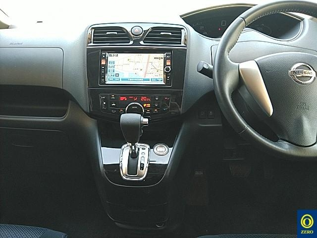 NISSAN SERENA 2012