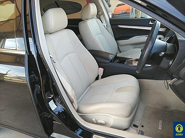 NISSAN SKYLINE 2010