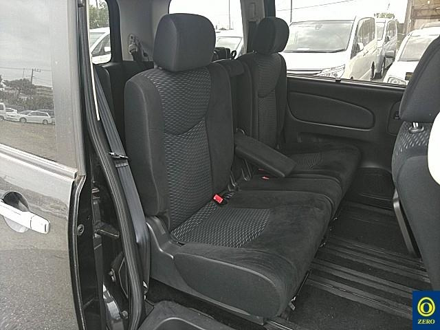 NISSAN SERENA 2011