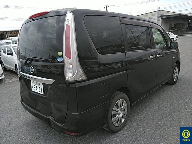 NISSAN SERENA 2011