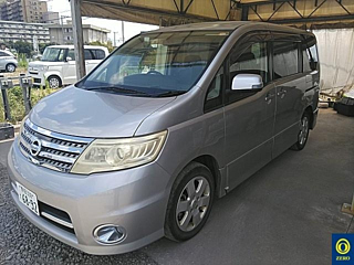 NISSAN SERENA 2010