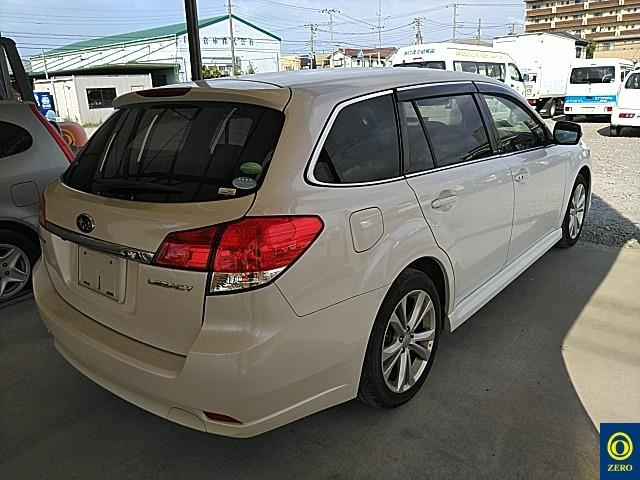 SUBARU LEGACY 2013