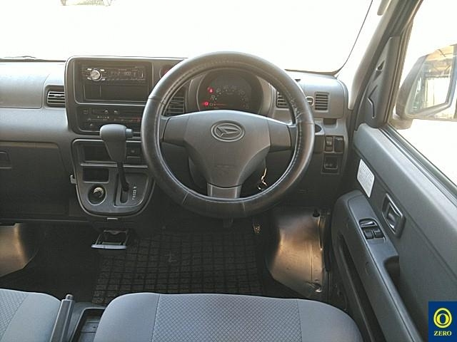DAIHATSU HIJET VAN 2009