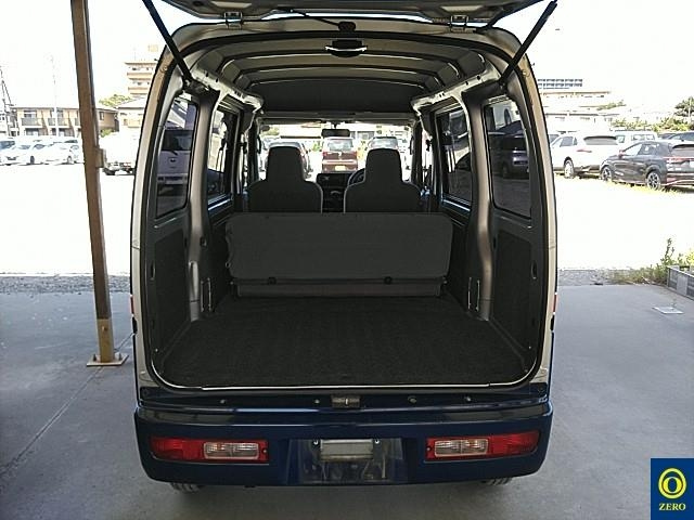 DAIHATSU HIJET VAN 2009