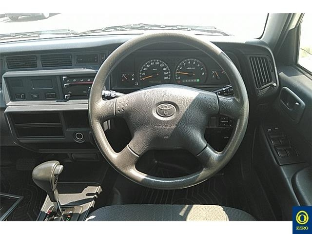 TOYOTA CROWN COMFORT 2013