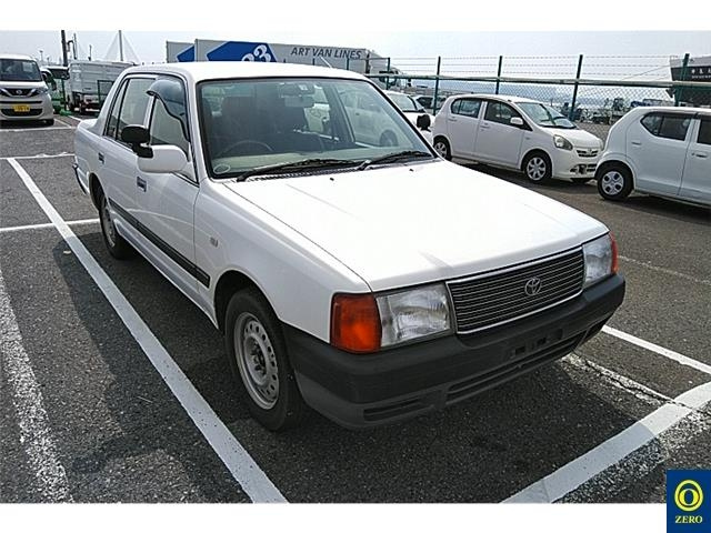TOYOTA CROWN COMFORT 2013