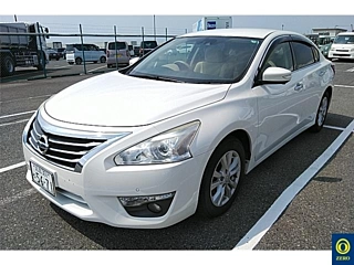 NISSAN TEANA 2018