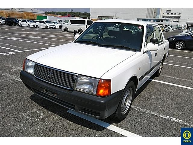 TOYOTA CROWN COMFORT 2013