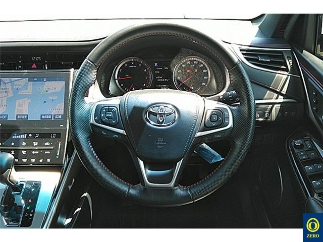 TOYOTA HARRIER 2018