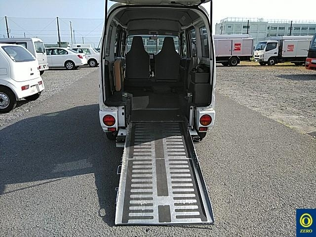 NISSAN CLIPPER VAN 2013
