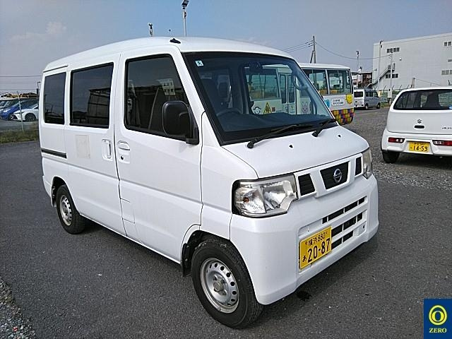 NISSAN CLIPPER VAN 2013