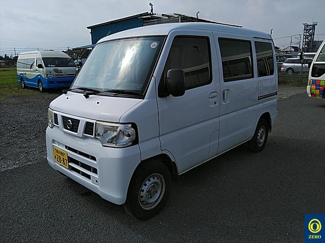 NISSAN CLIPPER VAN 2013