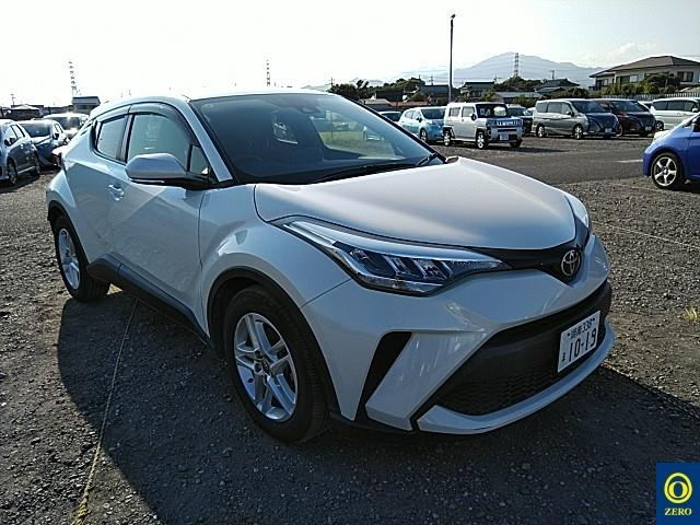 TOYOTA C-HR 2021