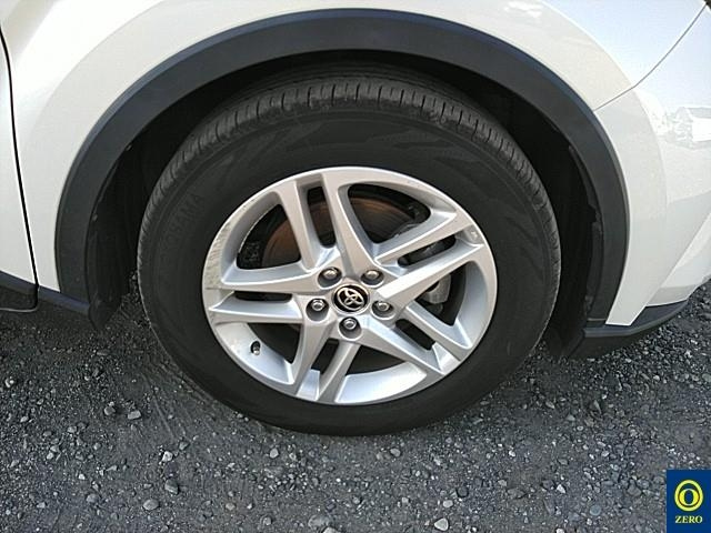 TOYOTA C-HR 2021