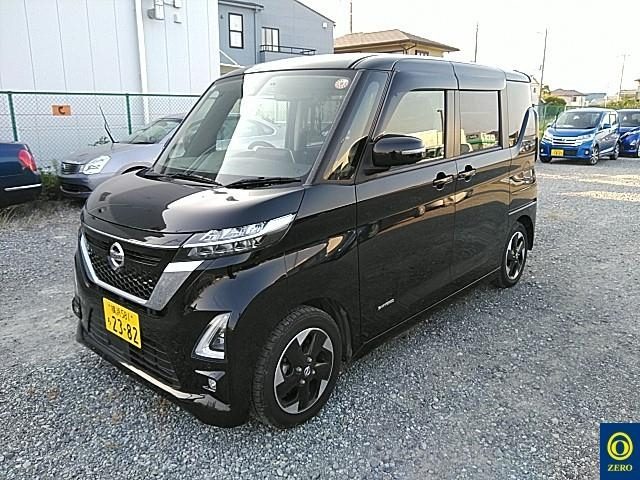 NISSAN ROOX 2021