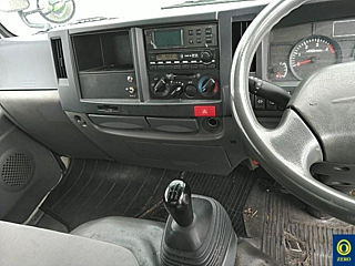 ISUZU ELF 2012
