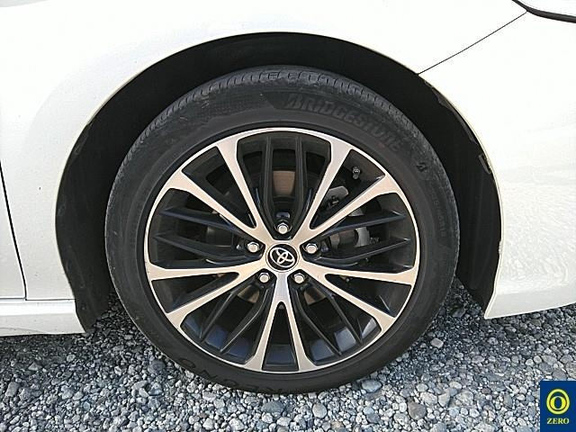 TOYOTA CAMRY 2019
