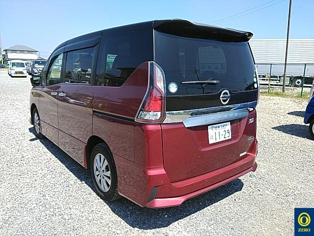 NISSAN SERENA 2017
