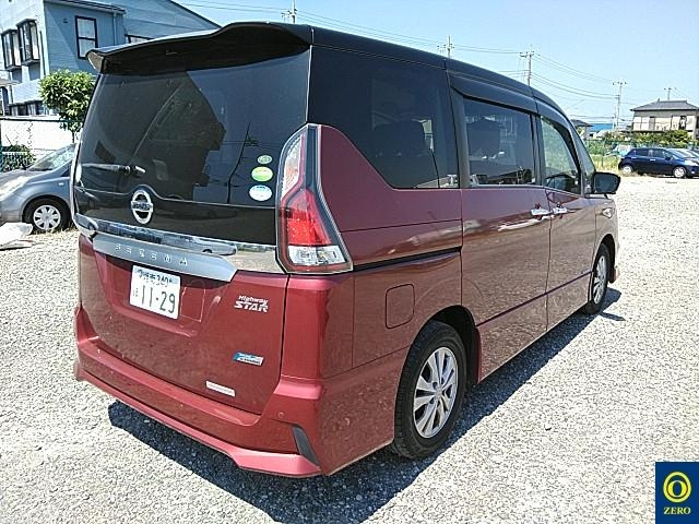 NISSAN SERENA 2017