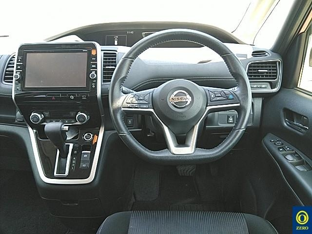 NISSAN SERENA 2017