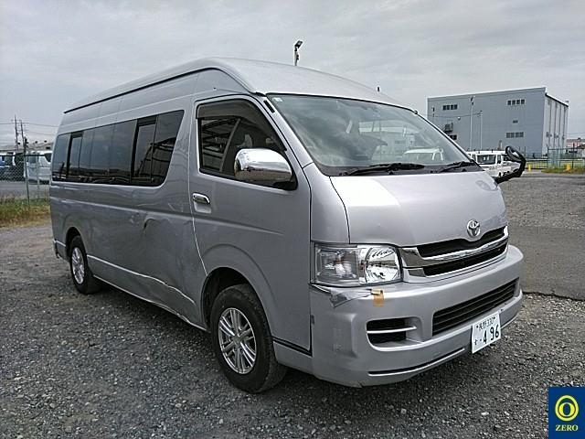 TOYOTA HIACE 2008