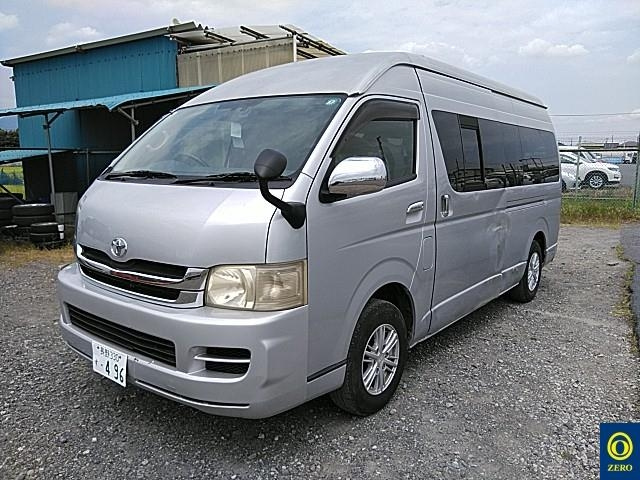 TOYOTA HIACE 2008
