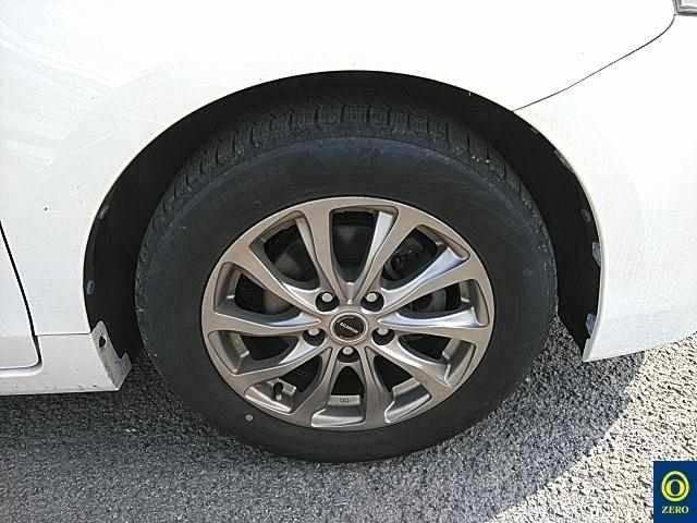 TOYOTA PRIUS ALPHA 2018