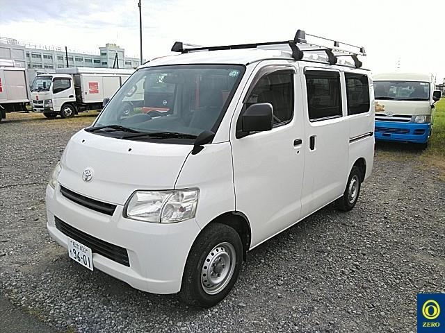 TOYOTA TOWN ACE VAN 2018