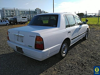 TOYOTA CROWN COMFORT 2013