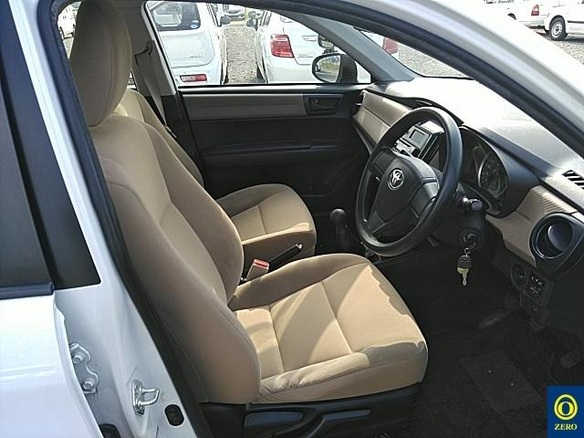 TOYOTA COROLLA AXIO 2014