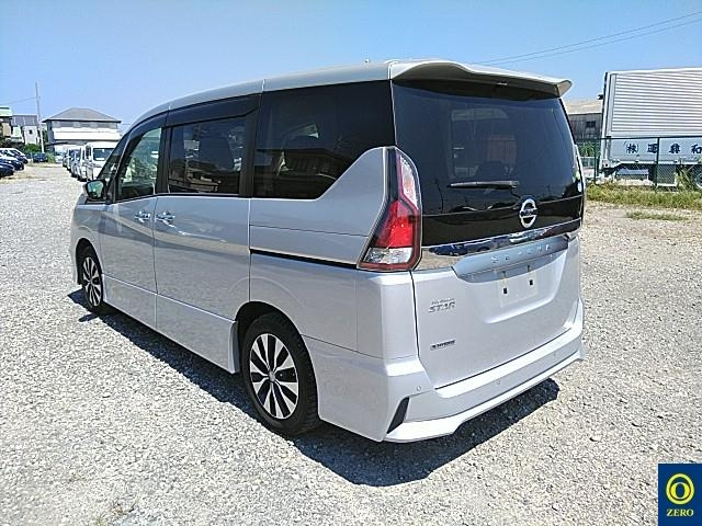 NISSAN SERENA 2019