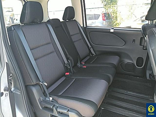 NISSAN SERENA 2019